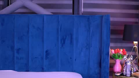 Snapshot of latinaloco chatting on February 14, 2026, 6:48 pm Latina online show from February 14, 2026, 6:48 pm