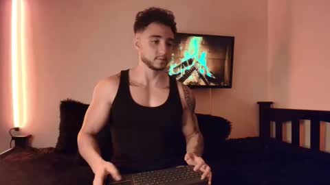 Snapshot of latinboyvip_ chatting on April 26, 2026, 12:30 am LatinBoyVIP Colombian online show from April 26, 2026, 12:30 am