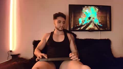 Snapshot of latinboyvip_ chatting on May 4, 2026, 2:24 pm LatinBoyVIP Colombian online show from May 4, 2026, 2:24 pm
