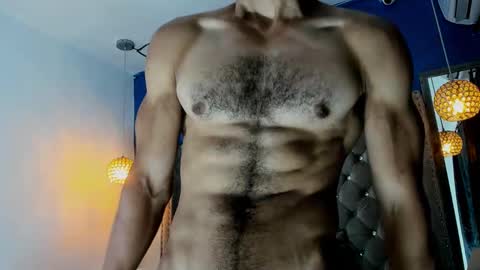 Snapshot of latinhotboys1 chatting on February 19, 2025, 8:33 am Zeus online show from February 19, 2025, 8:33 am
