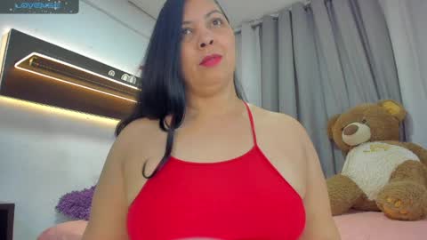 Snapshot of latinlove_sexygirls chatting on April 23, 2026, 12:51 pm Vanessa online show from April 23, 2026, 12:51 pm
