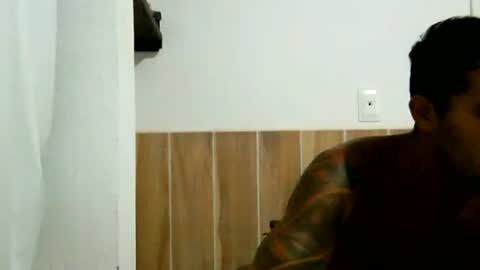 Snapshot of latinmarian chatting on March 10, 2026, 8:41 am latinmarian online show from March 10, 2026, 8:41 am