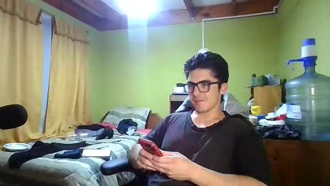 Snapshot of latinn_babe chatting on January 8, 2026, 3:53 am latinn_babe online show from January 8, 2026, 3:53 am