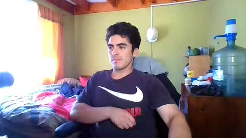 Snapshot of latinn_babe chatting on January 8, 2026, 6:32 pm latinn_babe online show from January 8, 2026, 6:32 pm