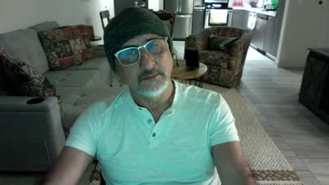 Snapshot of latinnous chatting on January 31, 2025, 5:51 am QS - INDEPENDENT MODEL online show from January 31, 2025, 5:51 am