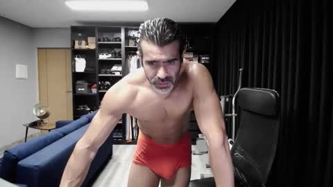 Snapshot of latino23bom chatting on September 11, 2025, 10:15 am sam online show from September 11, 2025, 10:15 am