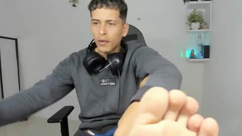 Snapshot of latinoalpha73 chatting on February 11, 2026, 2:00 pm latinoalpha73 online show from February 11, 2026, 2:00 pm