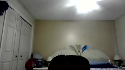 Snapshot of latinoinfla chatting on July 5, 2026, 4:03 pm latinoinfla online show from July 5, 2026, 4:03 pm