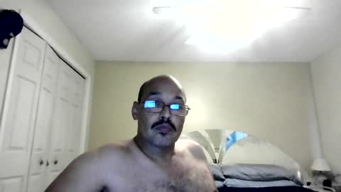 Snapshot of latinoinfla chatting on July 25, 2026, 6:05 pm latinoinfla online show from July 25, 2026, 6:05 pm