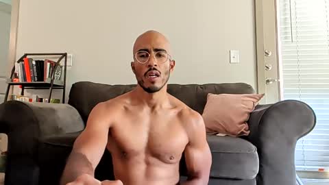 latinomixedbbc online show from October 9, 2025, 4:49 pm