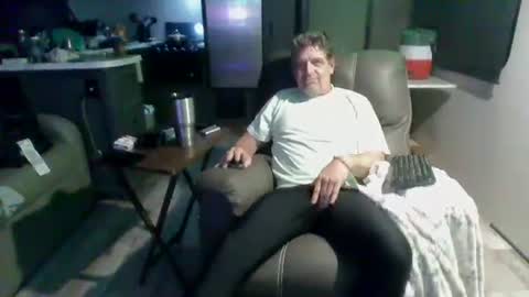 latniter online show from February 17, 2025, 9:24 am