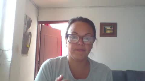 Snapshot of lau16310 chatting on February 15, 2026, 6:59 pm Laura online show from February 15, 2026, 6:59 pm