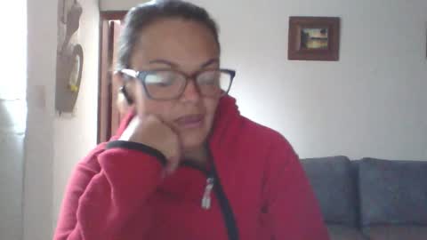 Snapshot of lau16310 chatting on February 16, 2026, 1:18 pm Laura online show from February 16, 2026, 1:18 pm