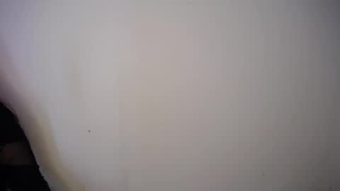 Snapshot of lau_24 chatting on February 27, 2025, 12:34 pm lau_24 online show from February 27, 2025, 12:34 pm