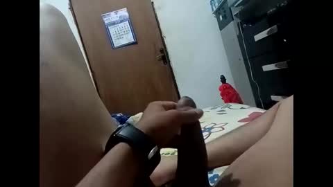 Snapshot of lau_laerte chatting on December 3, 2025, 4:53 am Lau BR online show from December 3, 2025, 4:53 am