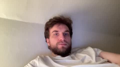 Snapshot of laughingjoe chatting on March 10, 2026, 11:10 pm LaughingJoe online show from March 10, 2026, 11:10 pm