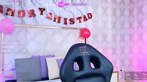 Snapshot of laulin_tay chatting on February 19, 2026, 5:03 am laulin_tay online show from February 19, 2026, 5:03 am