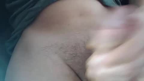 Snapshot of launeeee1 chatting on January 23, 2025, 5:10 pm launeeee1 online show from January 23, 2025, 5:10 pm