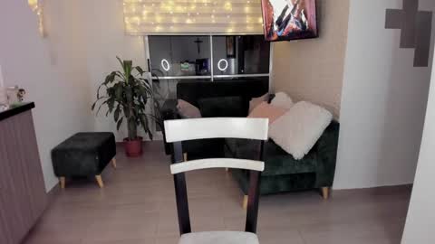 Snapshot of laura__cruz chatting on January 20, 2025, 5:04 am laura cruz online show from January 20, 2025, 5:04 am