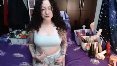 Snapshot of laura_anal_ chatting on September 11, 2025, 7:58 pm Wen online show from September 11, 2025, 7:58 pm
