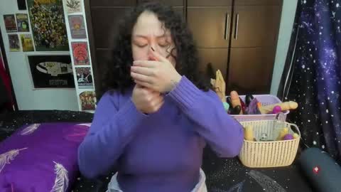 Snapshot of laura_anal_ chatting on November 11, 2025, 5:57 pm Wen online show from November 11, 2025, 5:57 pm