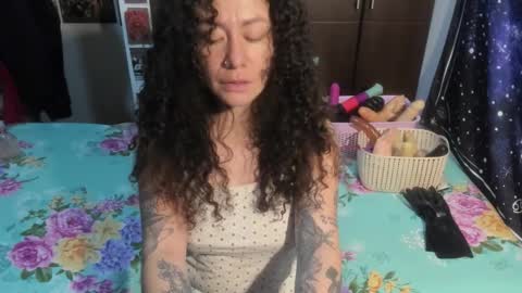 Snapshot of laura_anal_ chatting on February 2, 2026, 6:17 pm Wen online show from February 2, 2026, 6:17 pm