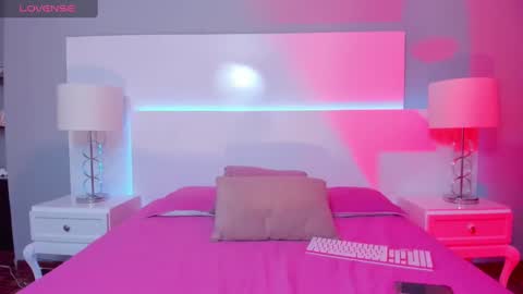 Laura online show from January 18, 2025, 1:08 pm