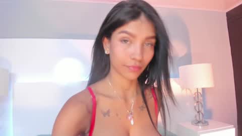 Laura online show from January 19, 2025, 6:43 pm