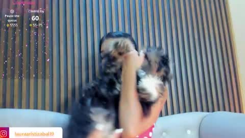 Laura online show from February 1, 2025, 7:44 pm