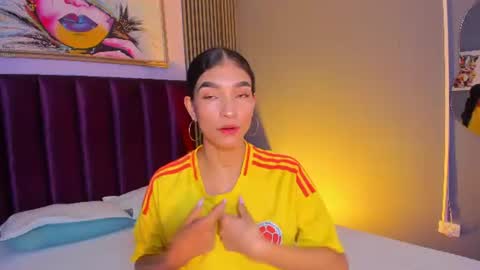 Laura online show from July 7, 2026, 12:20 pm