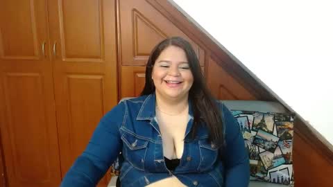 LAURA online show from May 7, 2026, 6:35 pm