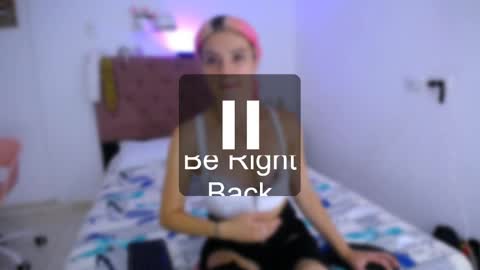 Snapshot of laura_candy02 chatting on March 11, 2025, 5:35 pm LAURA online show from March 11, 2025, 5:35 pm