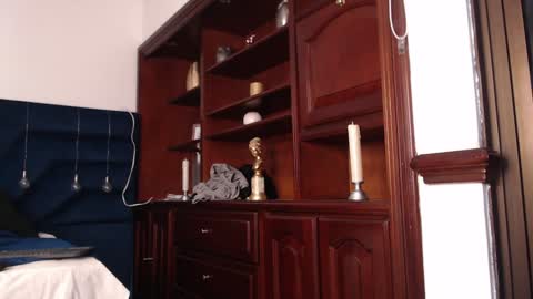 Snapshot of laura_golden1 chatting on December 10, 2024, 2:05 am lLAURA online show from December 10, 2024, 2:05 am
