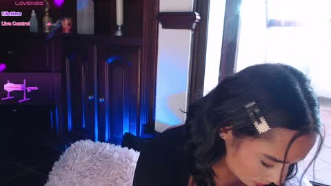 Snapshot of laura_golden1 chatting on December 12, 2024, 7:26 pm lLAURA online show from December 12, 2024, 7:26 pm