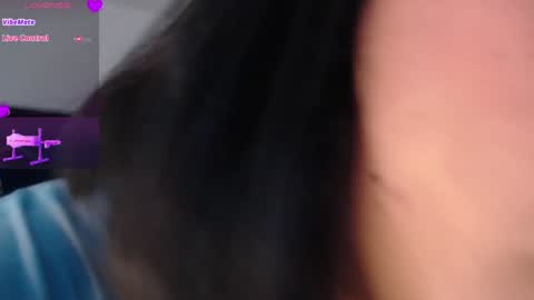 Snapshot of laura_golden1 chatting on December 18, 2024, 7:19 pm lLAURA online show from December 18, 2024, 7:19 pm