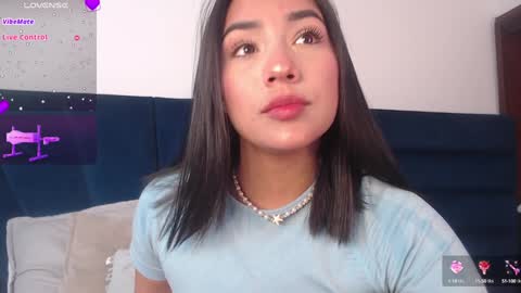 Snapshot of laura_golden1 chatting on January 30, 2025, 7:26 pm lLAURA online show from January 30, 2025, 7:26 pm