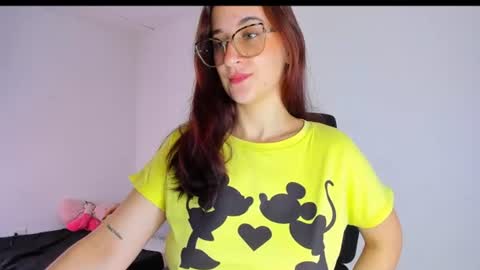 Snapshot of laura_ivy chatting on June 17, 2026, 1:12 pm LauraIvy online show from June 17, 2026, 1:12 pm