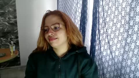Snapshot of laura_marlyn chatting on January 10, 2025, 8:37 pm LARA online show from January 10, 2025, 8:37 pm