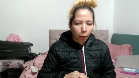 Snapshot of laura_marlyn chatting on March 16, 2026, 1:11 am LARA online show from March 16, 2026, 1:11 am