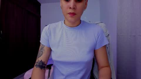 Laura Rose online show from September 26, 2025, 2:15 am