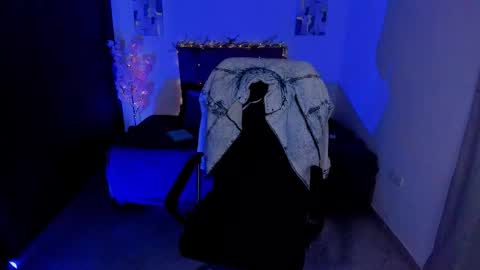 Laura Rose online show from October 9, 2025, 3:10 pm