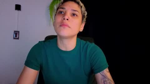 Laura Rose online show from July 15, 2026, 7:19 pm