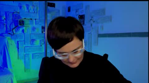 Snapshot of lauradavidsons chatting on October 5, 2025, 4:05 pm lauradavidsons online show from October 5, 2025, 4:05 pm