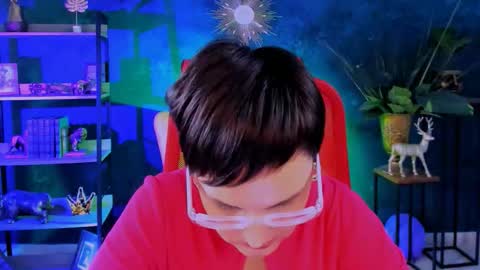 Snapshot of lauradavidsons chatting on November 26, 2025, 12:28 pm lauradavidsons online show from November 26, 2025, 12:28 pm