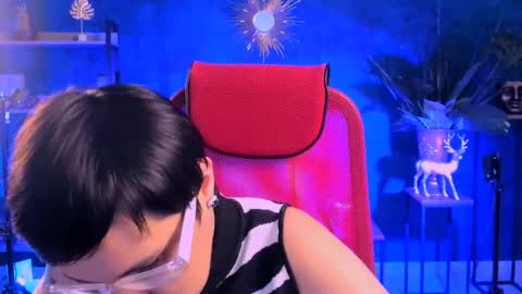 Snapshot of lauradavidsons chatting on January 15, 2026, 6:44 pm lauradavidsons online show from January 15, 2026, 6:44 pm