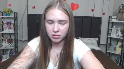 LauraHlot online show from July 10, 2026, 5:59 pm