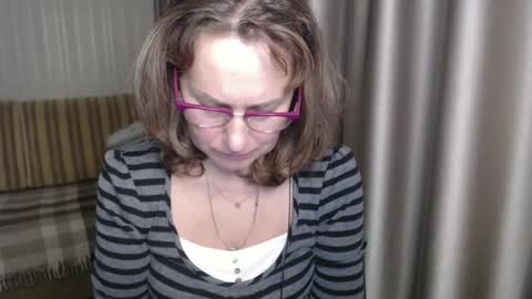 Snapshot of lauraoven1 chatting on December 26, 2024, 5:51 pm Lauraoven1 online show from December 26, 2024, 5:51 pm