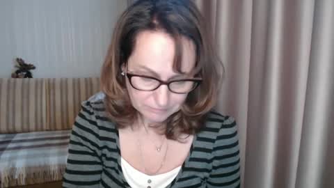 Snapshot of lauraoven1 chatting on February 21, 2025, 1:55 pm Lauraoven1 online show from February 21, 2025, 1:55 pm