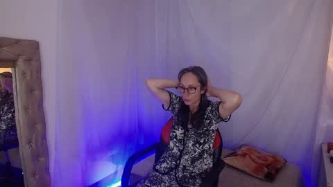 Snapshot of laurasofia45 chatting on April 9, 2026, 10:20 am Laura Sofia online show from April 9, 2026, 10:20 am