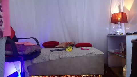 Snapshot of laurasofia45 chatting on May 29, 2026, 11:19 am Laura Sofia online show from May 29, 2026, 11:19 am